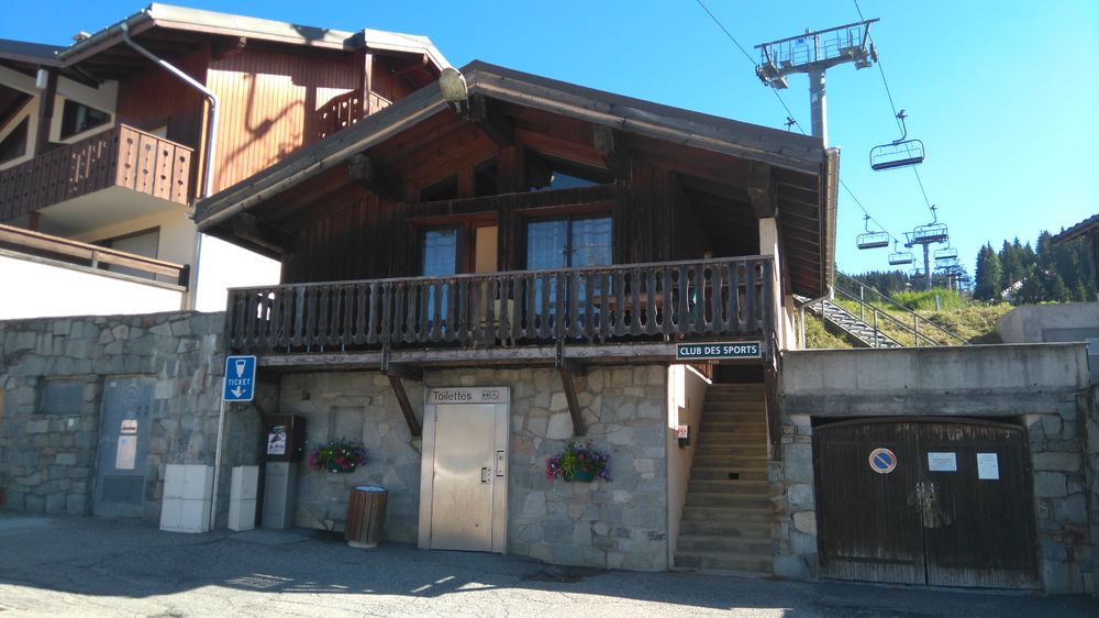 wc-publics-byblos-les-saisies