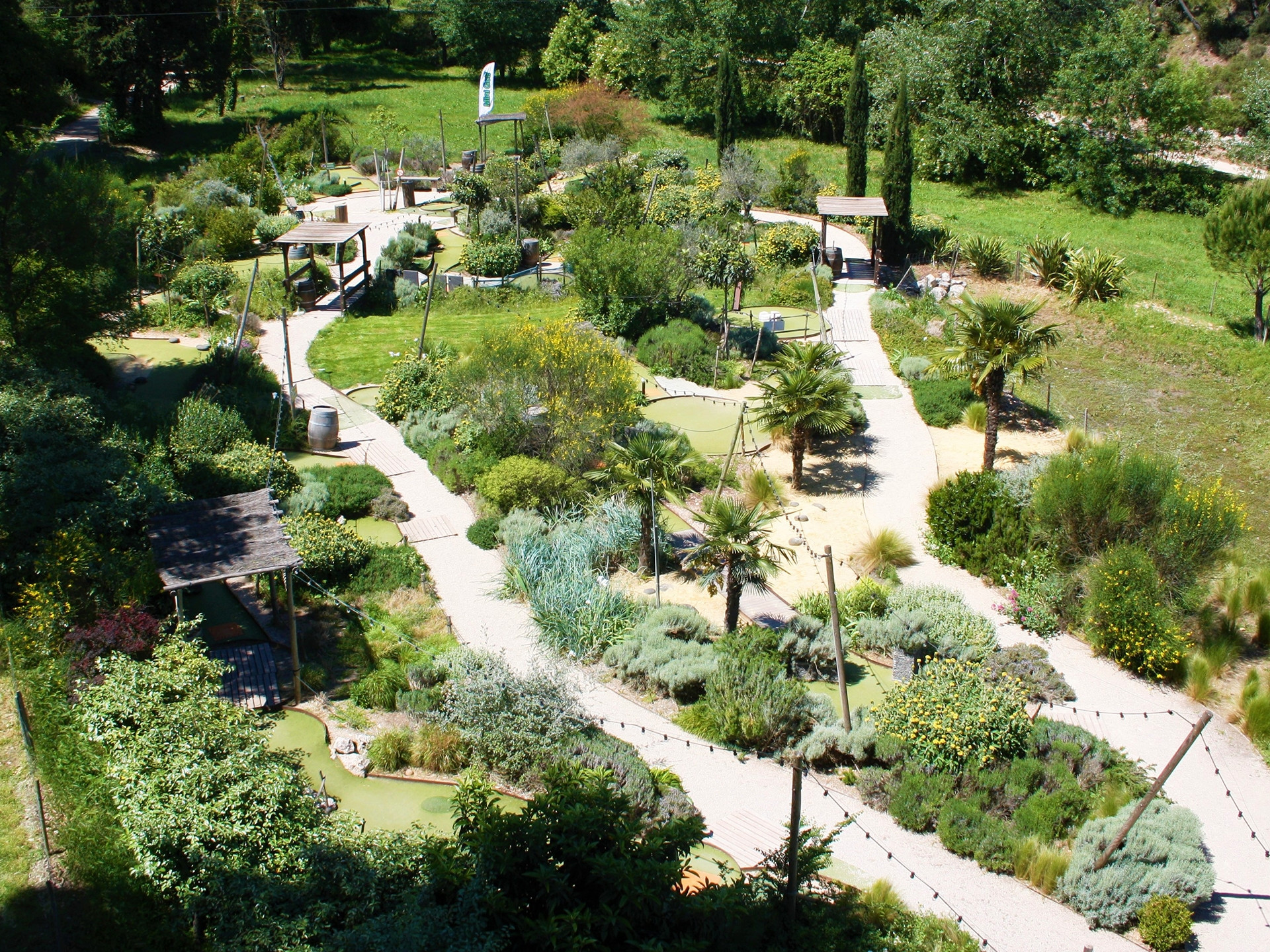 Mini Garden Golf, Bouc-Bel-Air - photo 5
