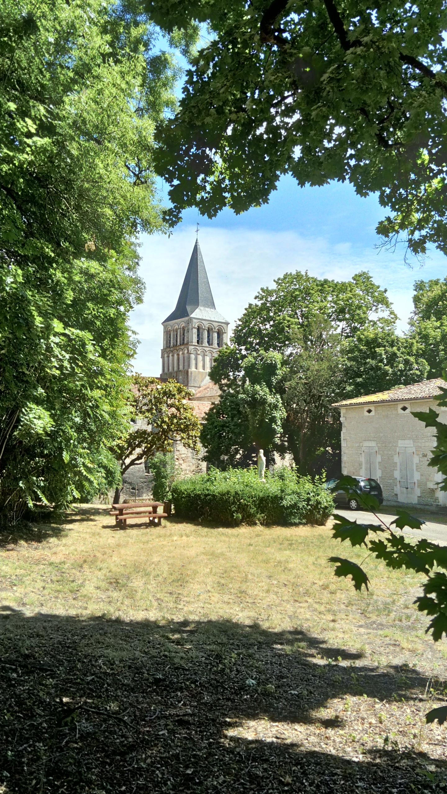 Visite Zou'm "L'ancienne porterie de l'abbaye"
