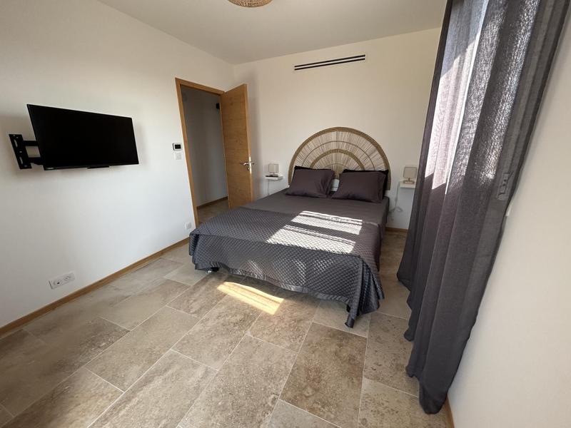 Gite de Bellet-Chambre (3) 1 lit 2 pers-1er niveau-Gîtes de France Alpes-Maritimes