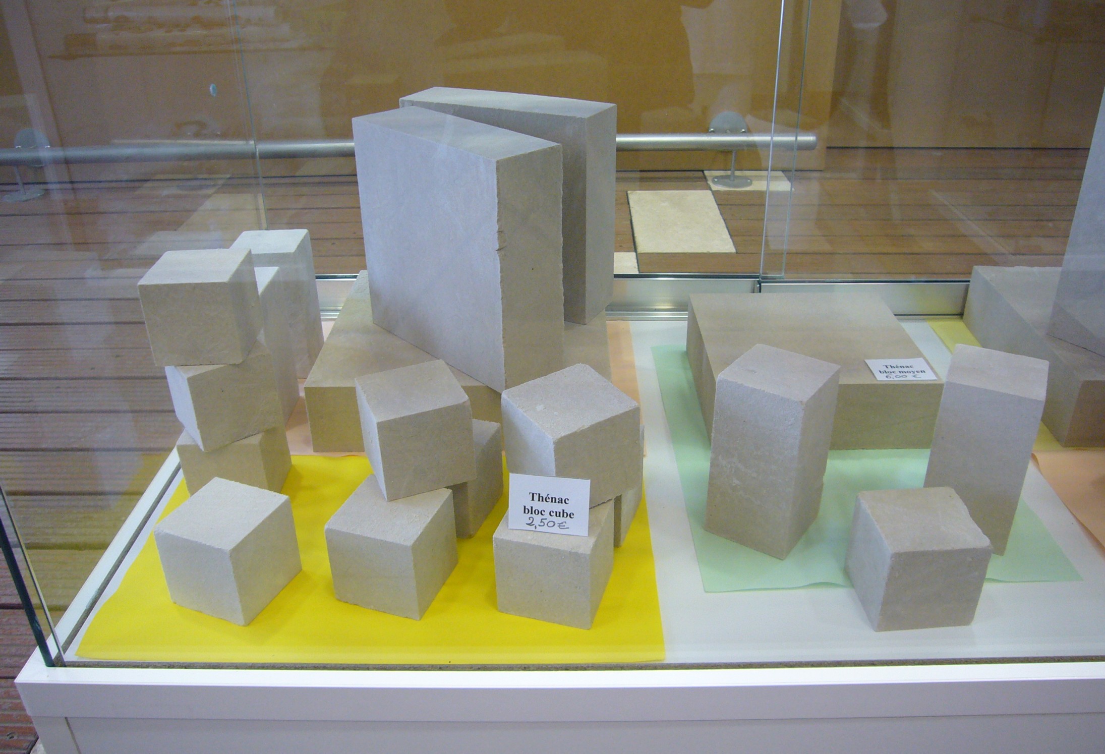 Boutique de La Pierre de Crazannes