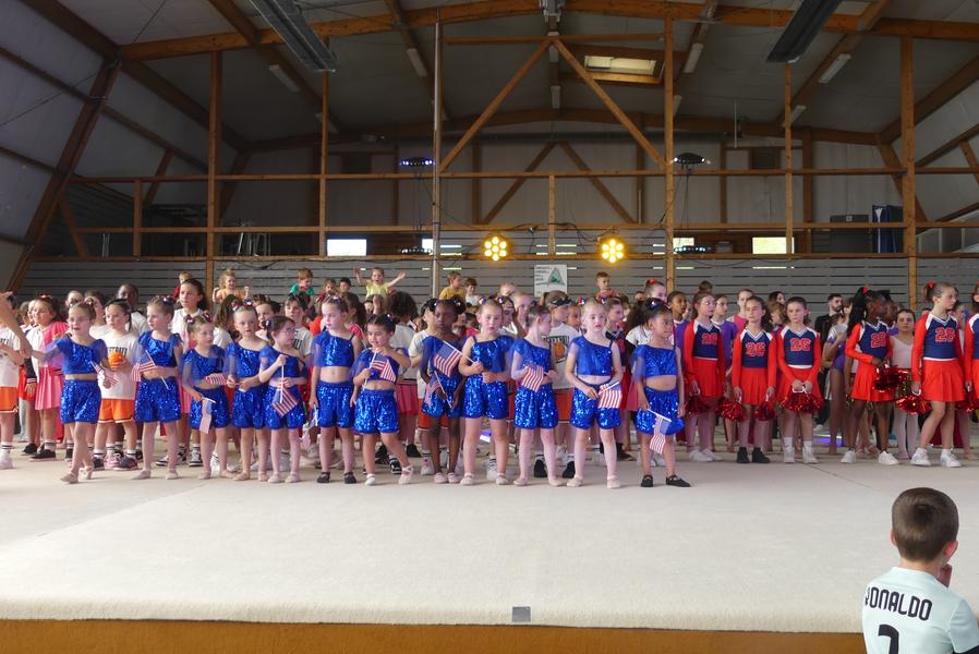 Les enfants entrent en scène