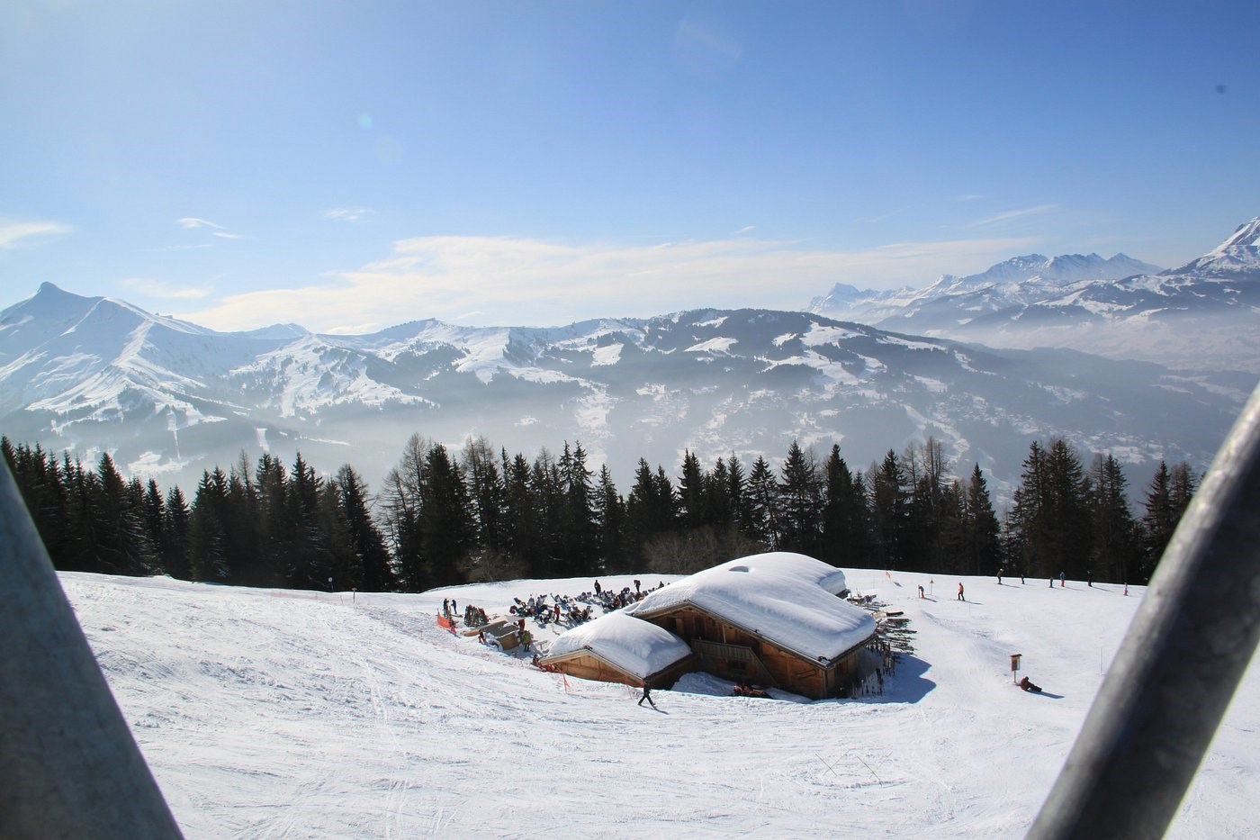 LE MONT JOLI