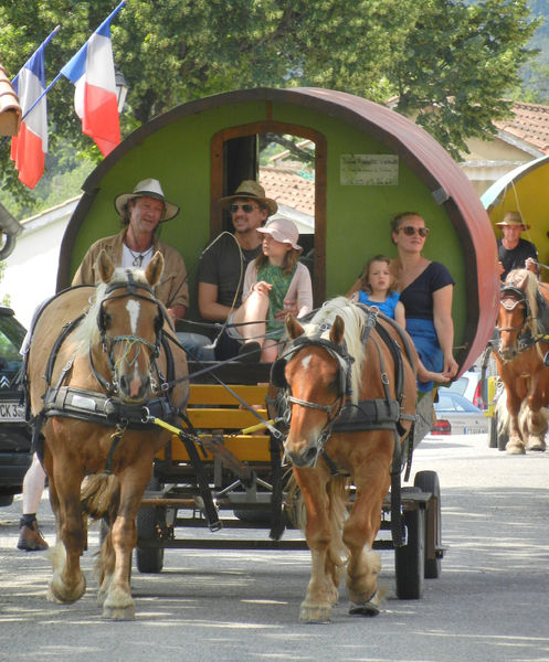 Une semaine de bohème en roulotte tirée par des chevaux