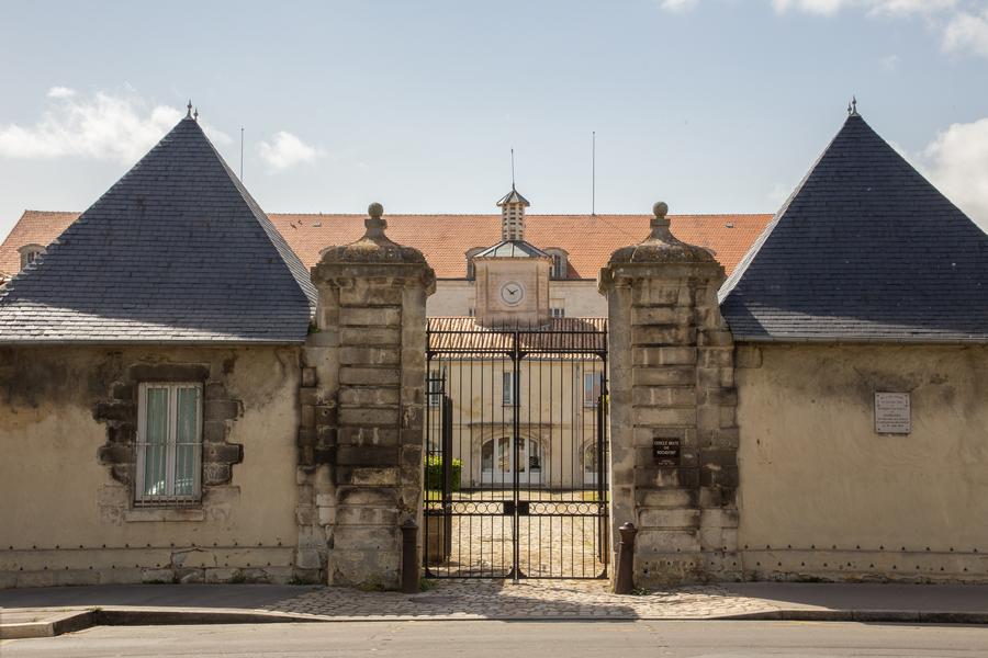 Visite guidée : marins et filles du port