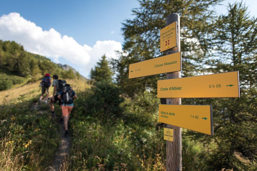 Tour des Aiguilles d'Arves : Albanne - Albiez le Jeune_Montricher-Albanne