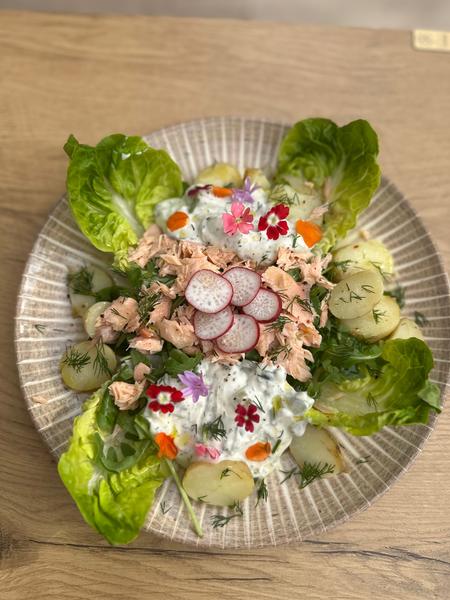 Pommes de terre grenaille vapeur, Tzatziki, sauce à l'aneth