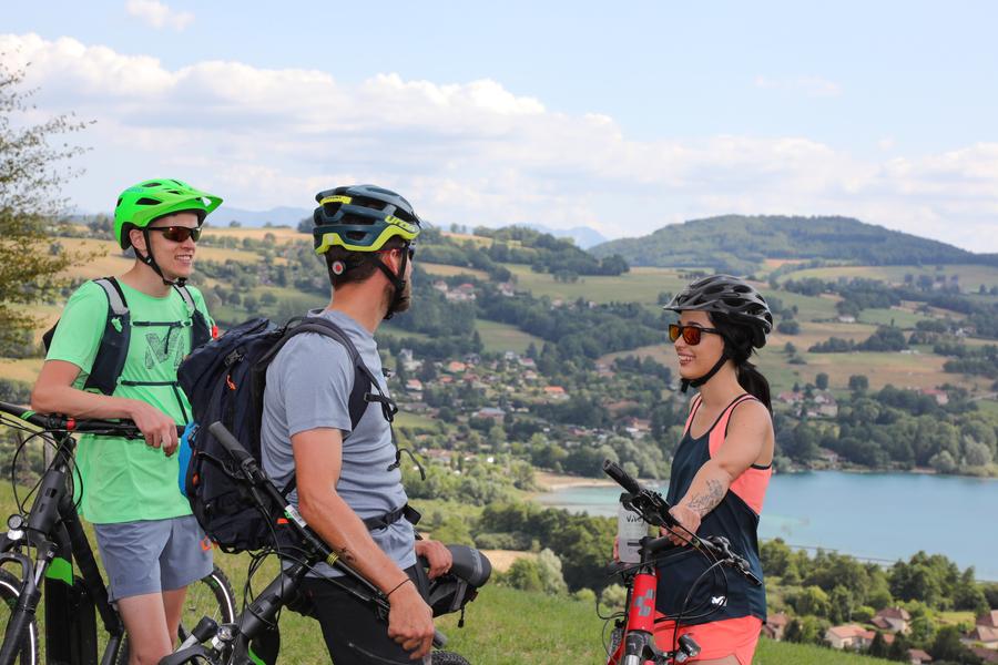 N°2 - Les hauts du Lac de Paladru_Villages du lac de Paladru