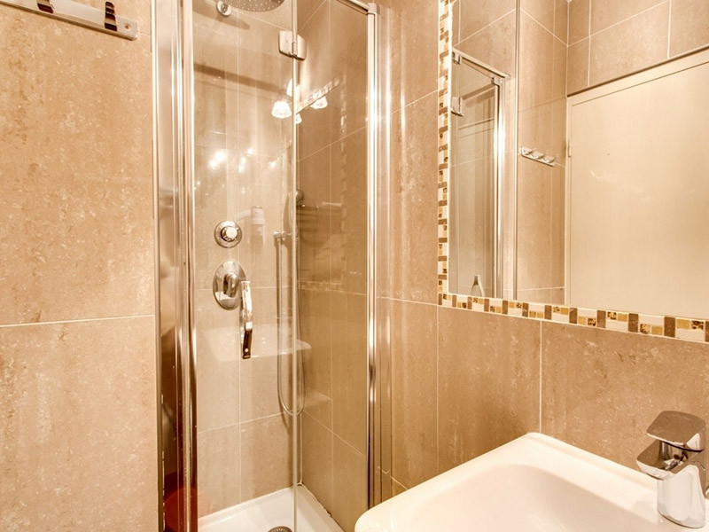 Hôtel des Quatre Dauphins