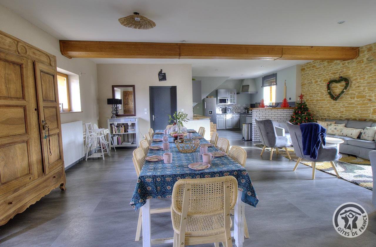 Grand Gîte - 29 personnes - avec piscine -