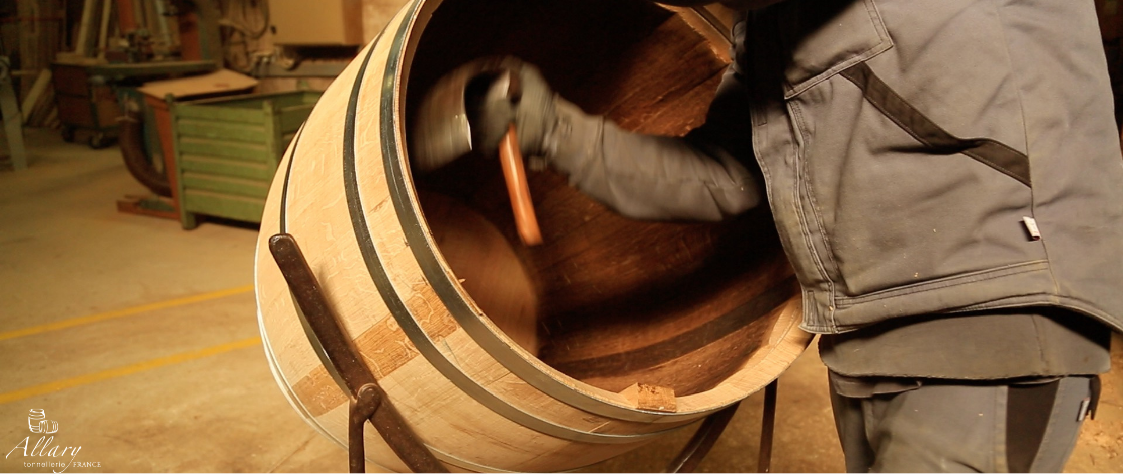 Découverte d'une tonnellerie d'art & de la Maison de la Vigne