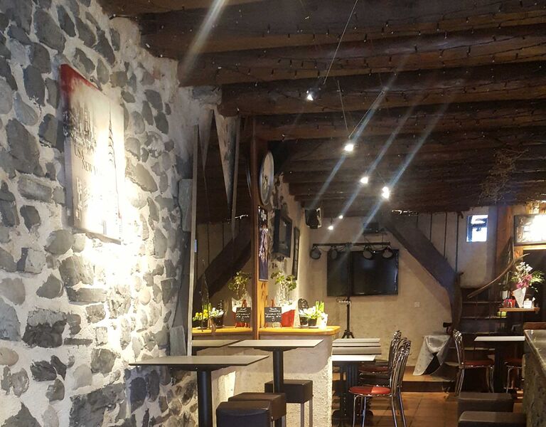 Bar des 2 Savoies à Faverges