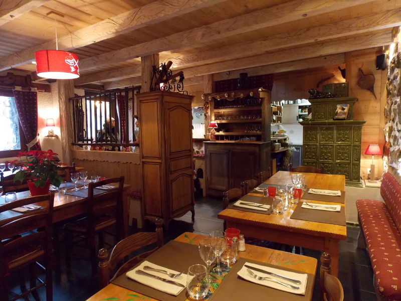 La salle du restaurant - La Grave - © @OTLaMeije Restaurant Au Vieux Guide - La Grave - © @OTLaMeije