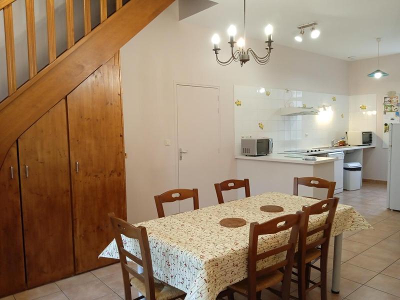 Salle à manger / Séjour
Gîte rural Beaumoulin (n°255)
- La Madeleine sur Loing -