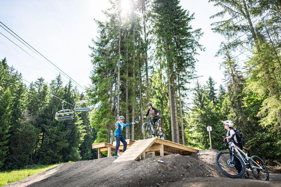 VTT DH privatisé : gravité maximale_La Clusaz