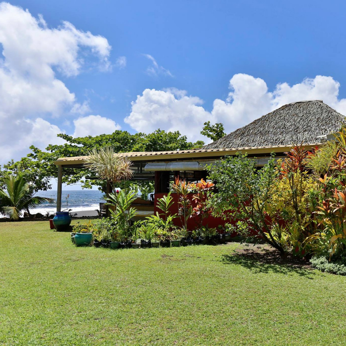 Le Rocher De Tahiti