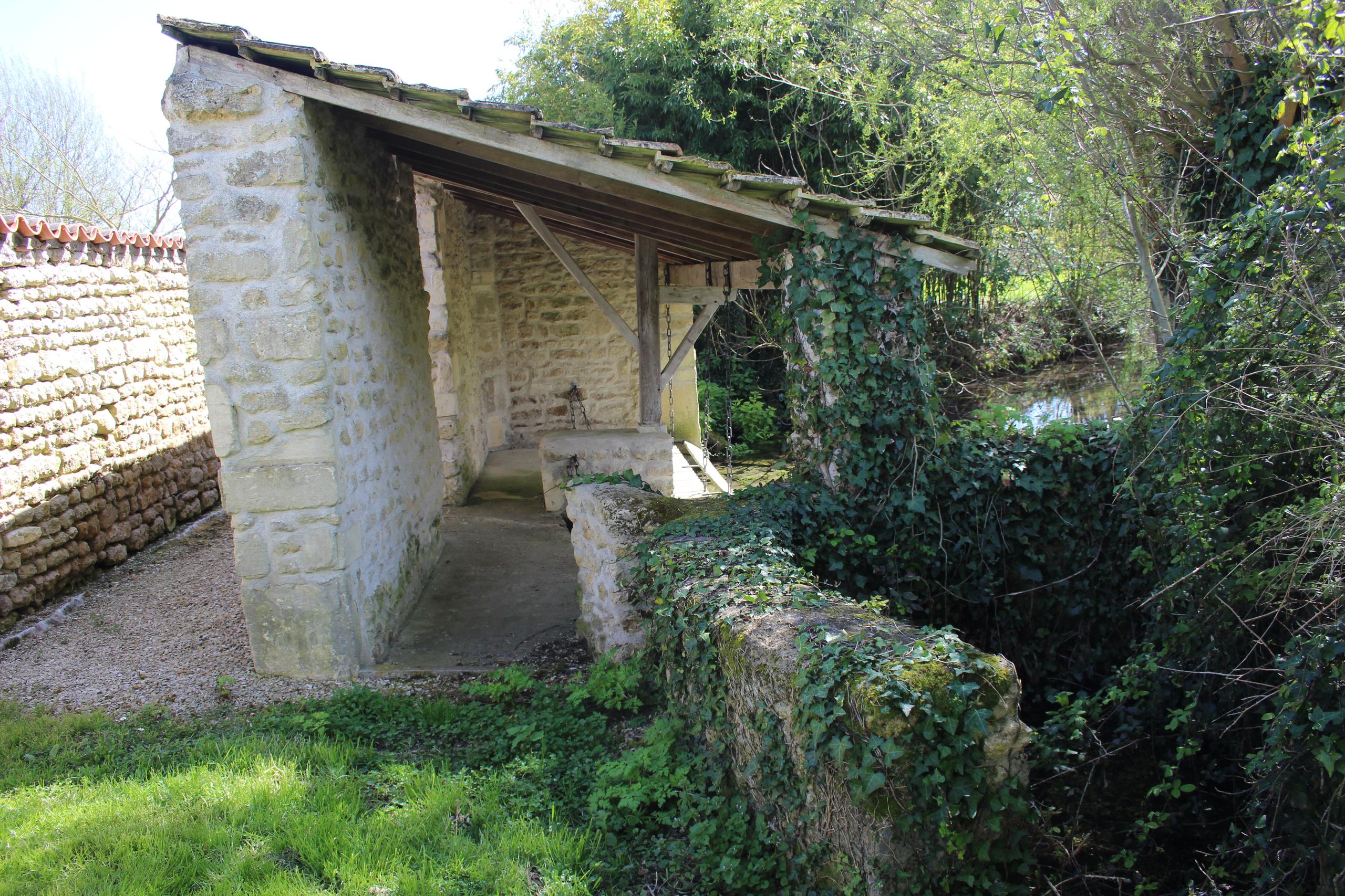 Le lavoir de Parançay