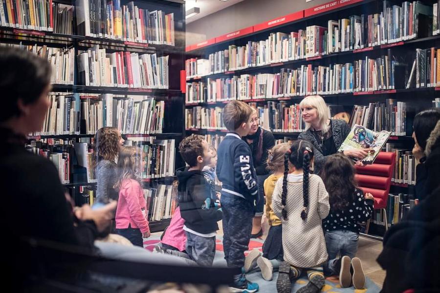 Ecoutez-voir à la bibliothèque du musée