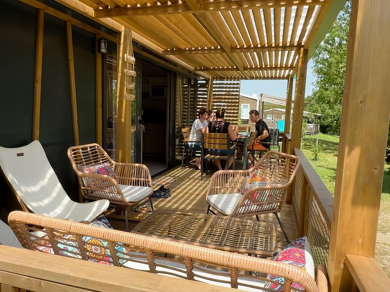 Camping Belle Roche - Chalet Famille_Lalley