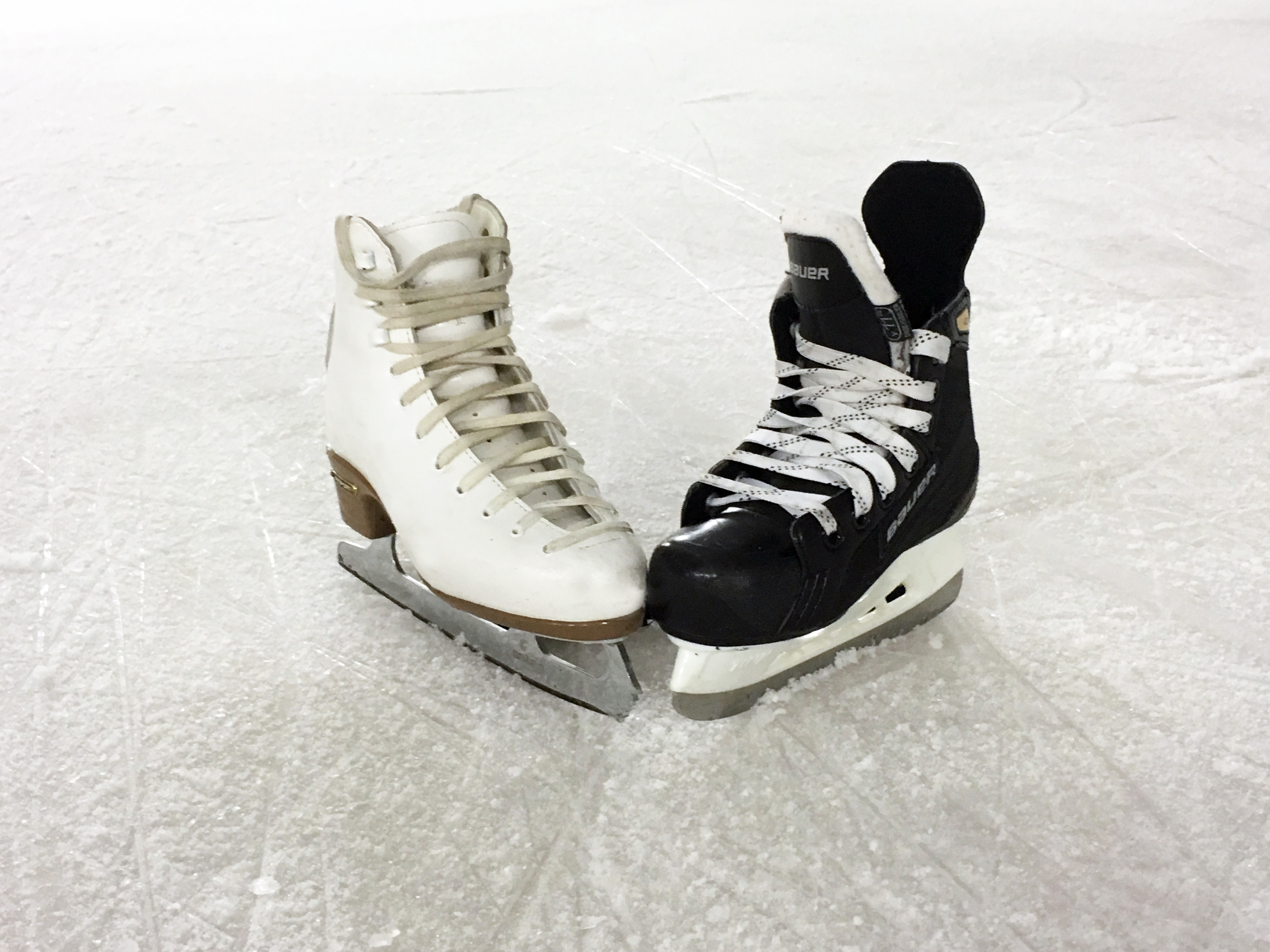 ice-skating-1215114 (1)