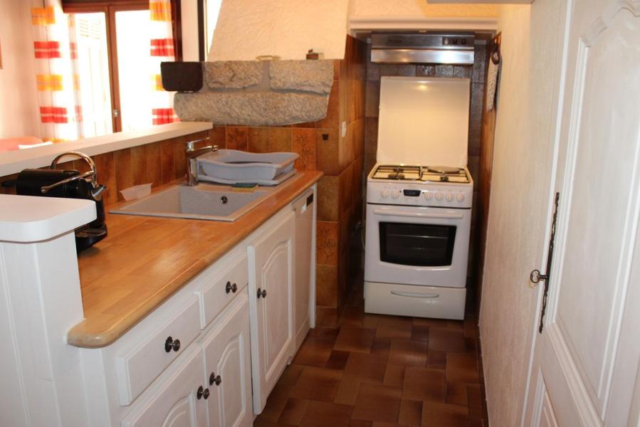 Gîte Chalet St Michel-Espace-cuisine-Saint-Martin-Vésubie-Gîtes de France des Alpes-Maritimes