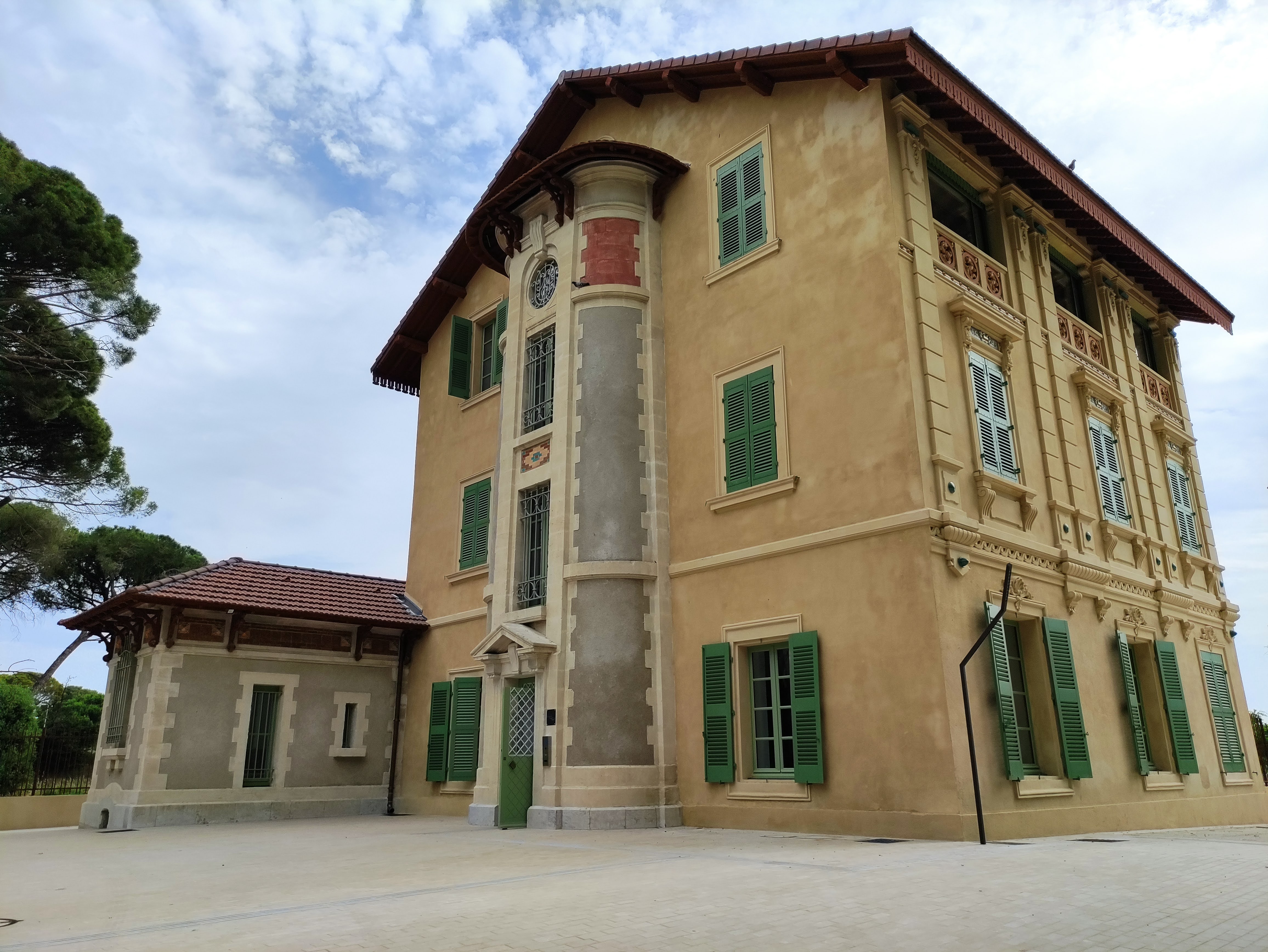 Découverte commentée du château des Baumes