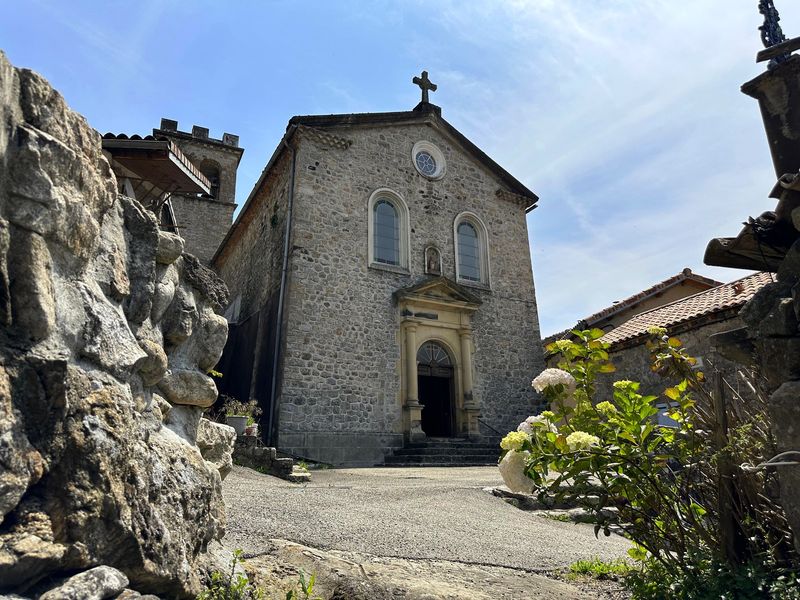 Église de Barnas ©sourcesetvolcans