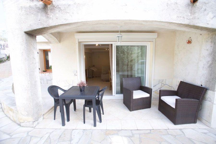 La Roche Rouge - Gîte n°2-Coin repas extérieur-Colomars-Gîtes de France des Alpes-Maritimes