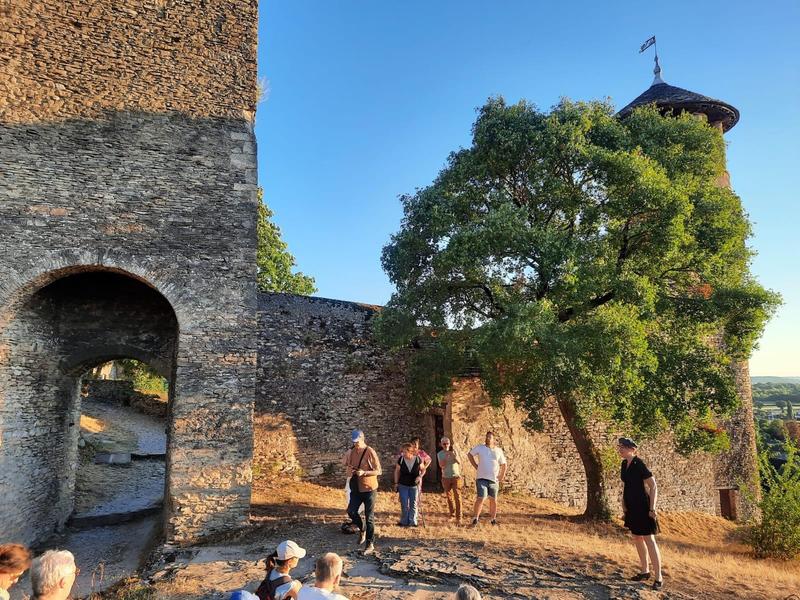 Visite guidée théâtralisée : Crémieu en Résistance_Balcons du Dauphiné