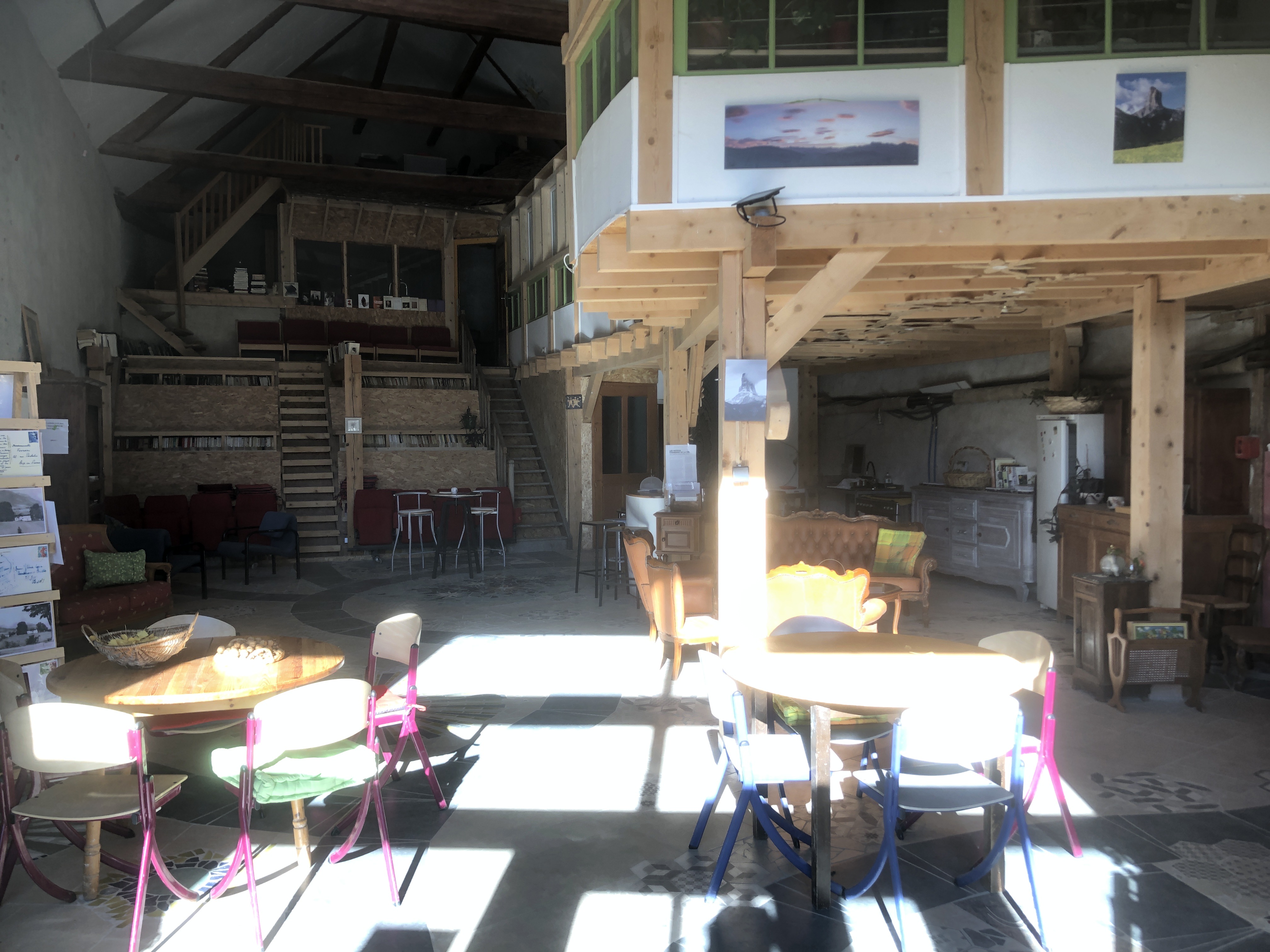 Le lieu - intérieur