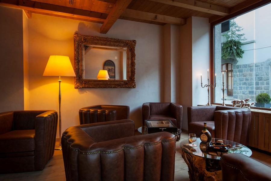 Lounge-Bar Hotel National Resort_Champéry