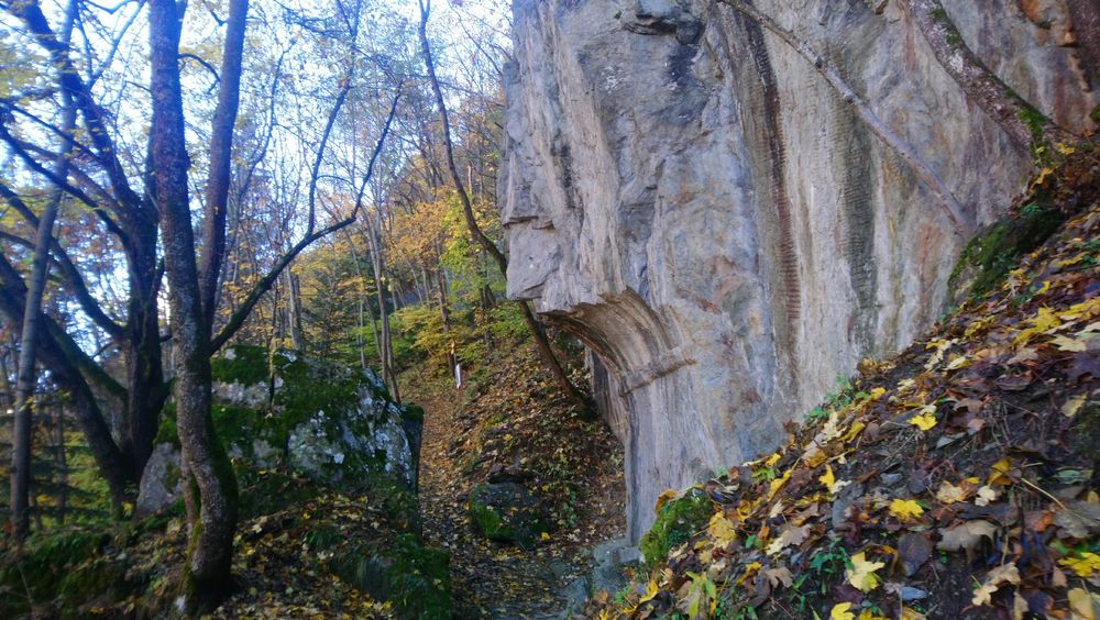 La porte romaine de Bons