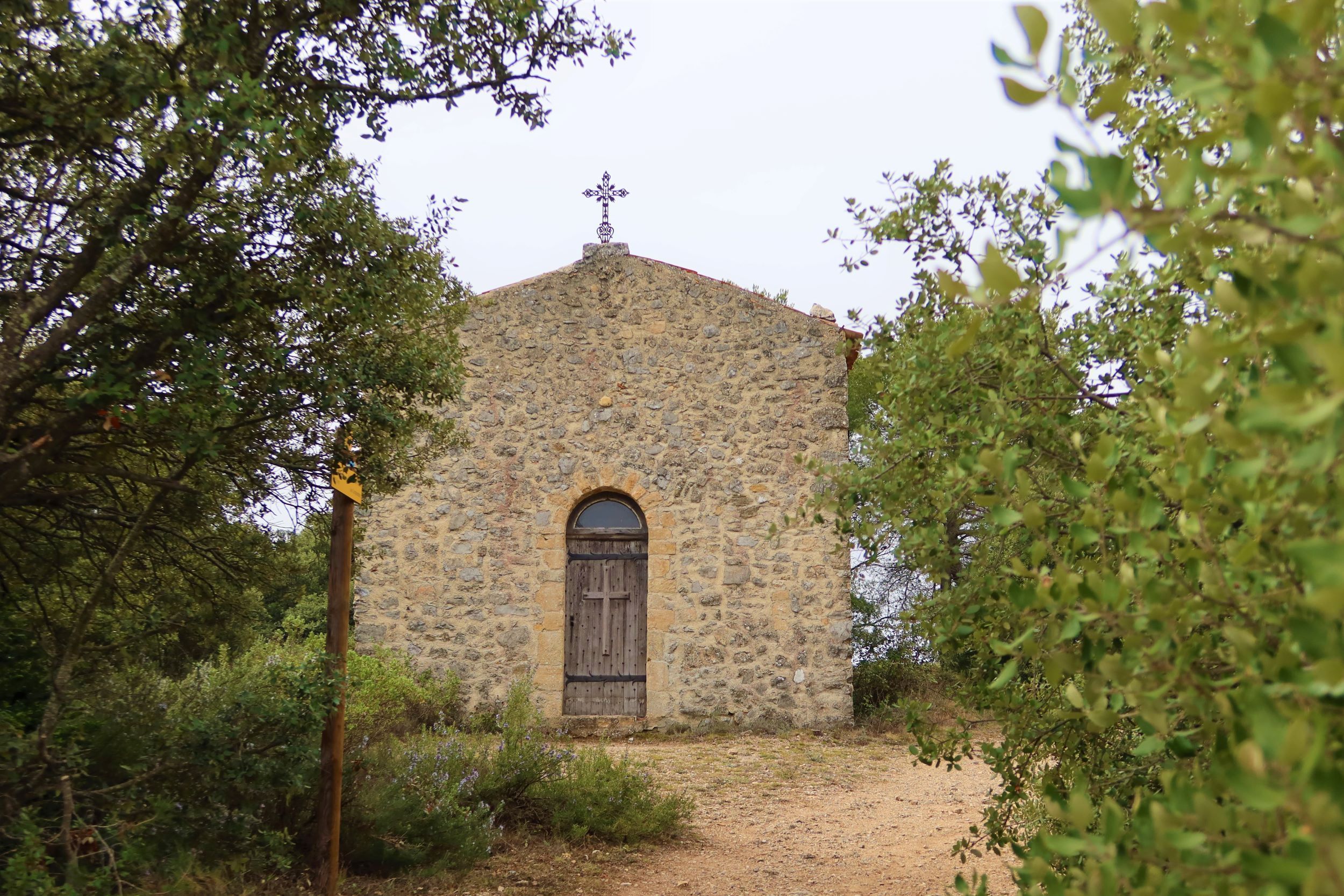 BEAUMONT-DE-PERTUIS - L'eau des fontaines et Chapelle Sainte-Croix, Pertuis - photo 5