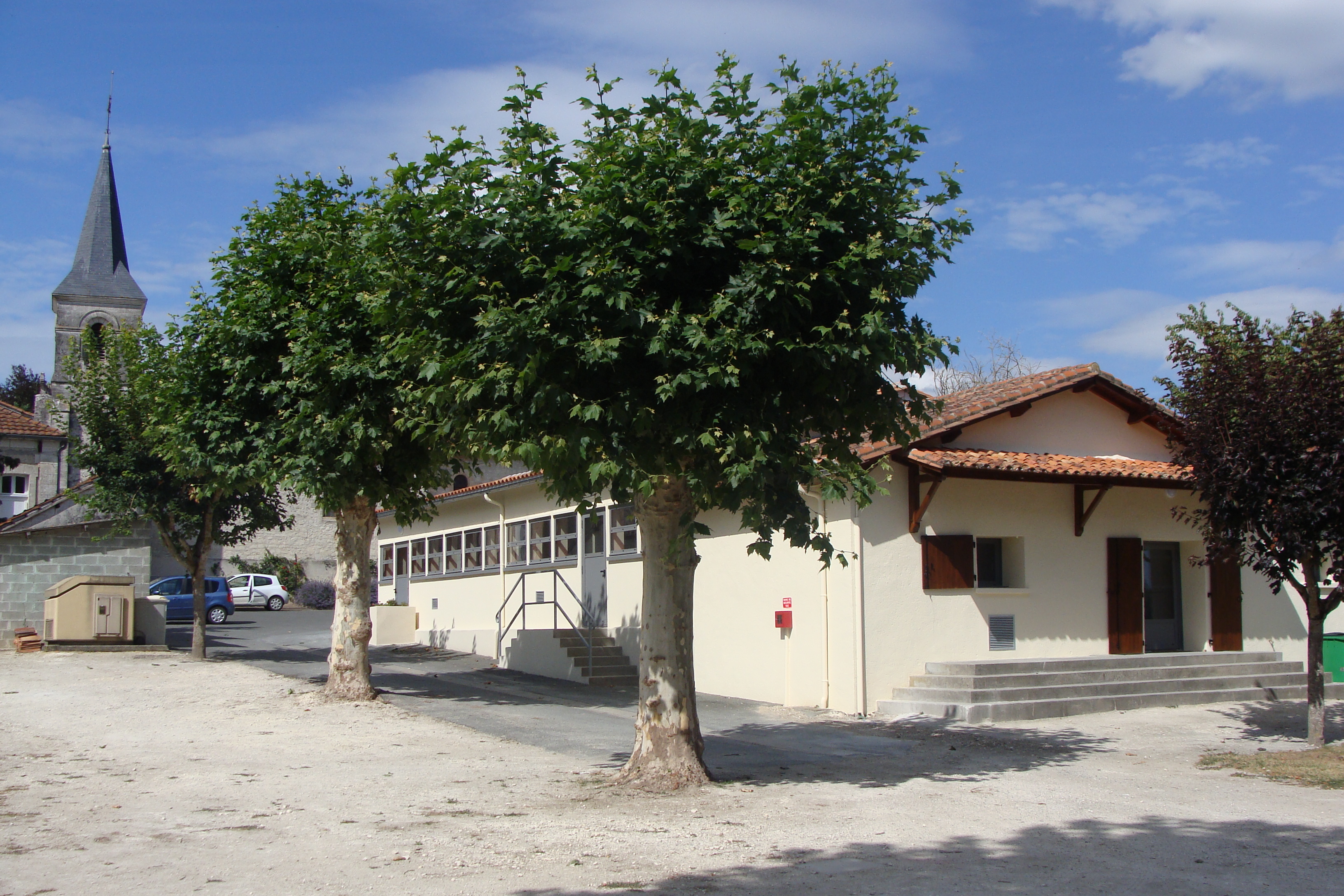 Salle des fêtes de Laprade