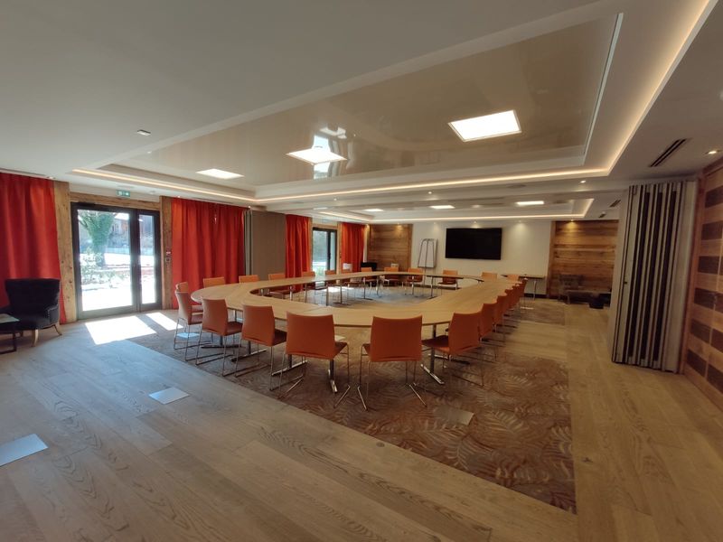 Salle Perrière Hotel Alexane - Salle de réunion