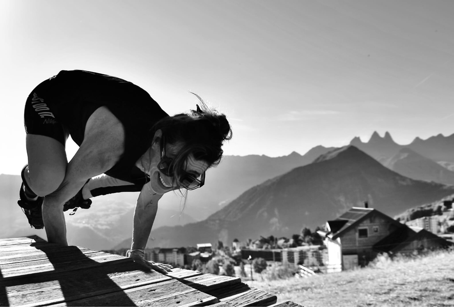 Snowga - Yoga sur neige avec SADHAKA YOGA SAVOIE_La Toussuire