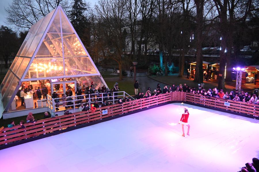 Orsay Sous Les Sapins - Village festif