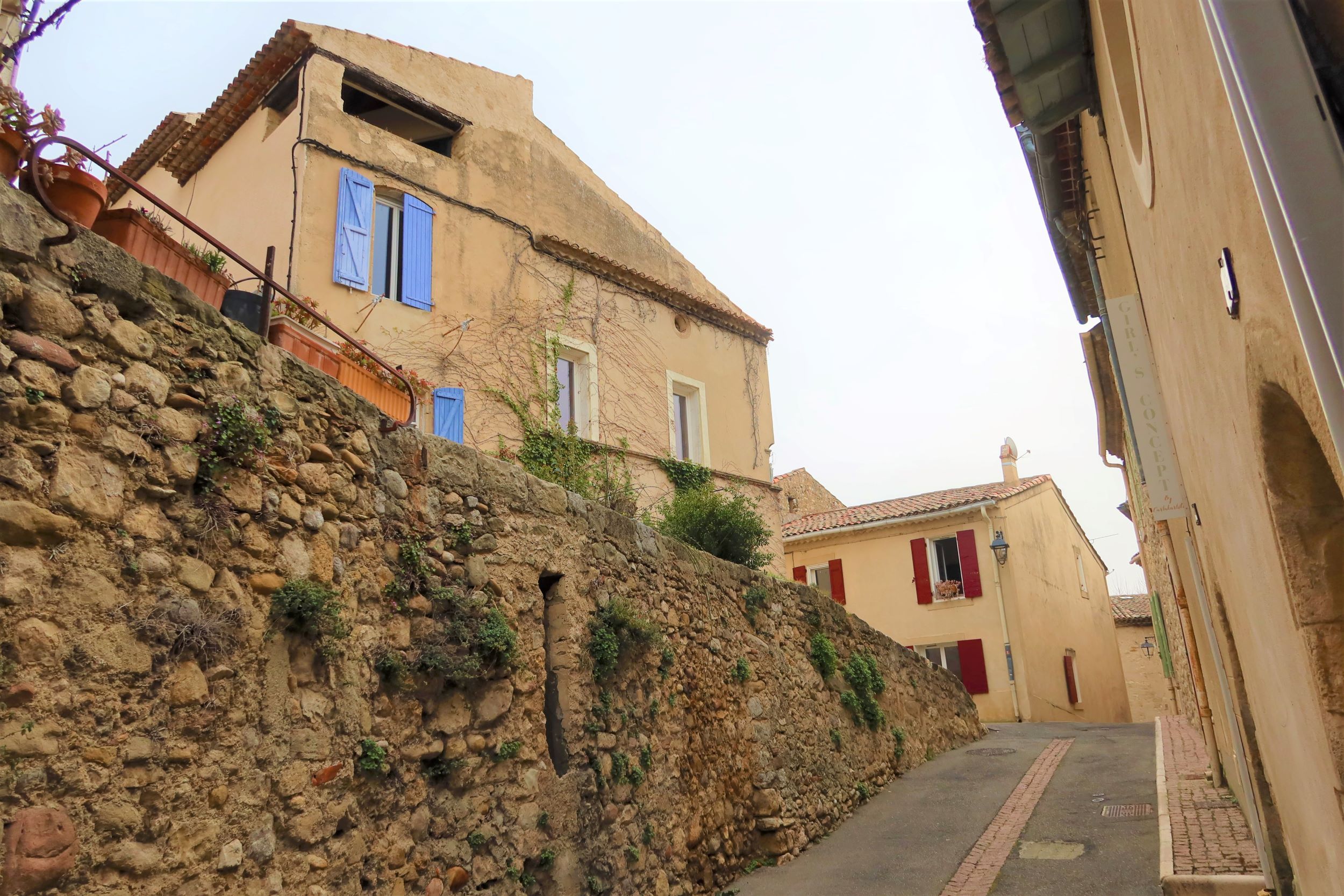 BEAUMONT-DE-PERTUIS - L'eau des fontaines et Chapelle Sainte-Croix, Pertuis - photo 2