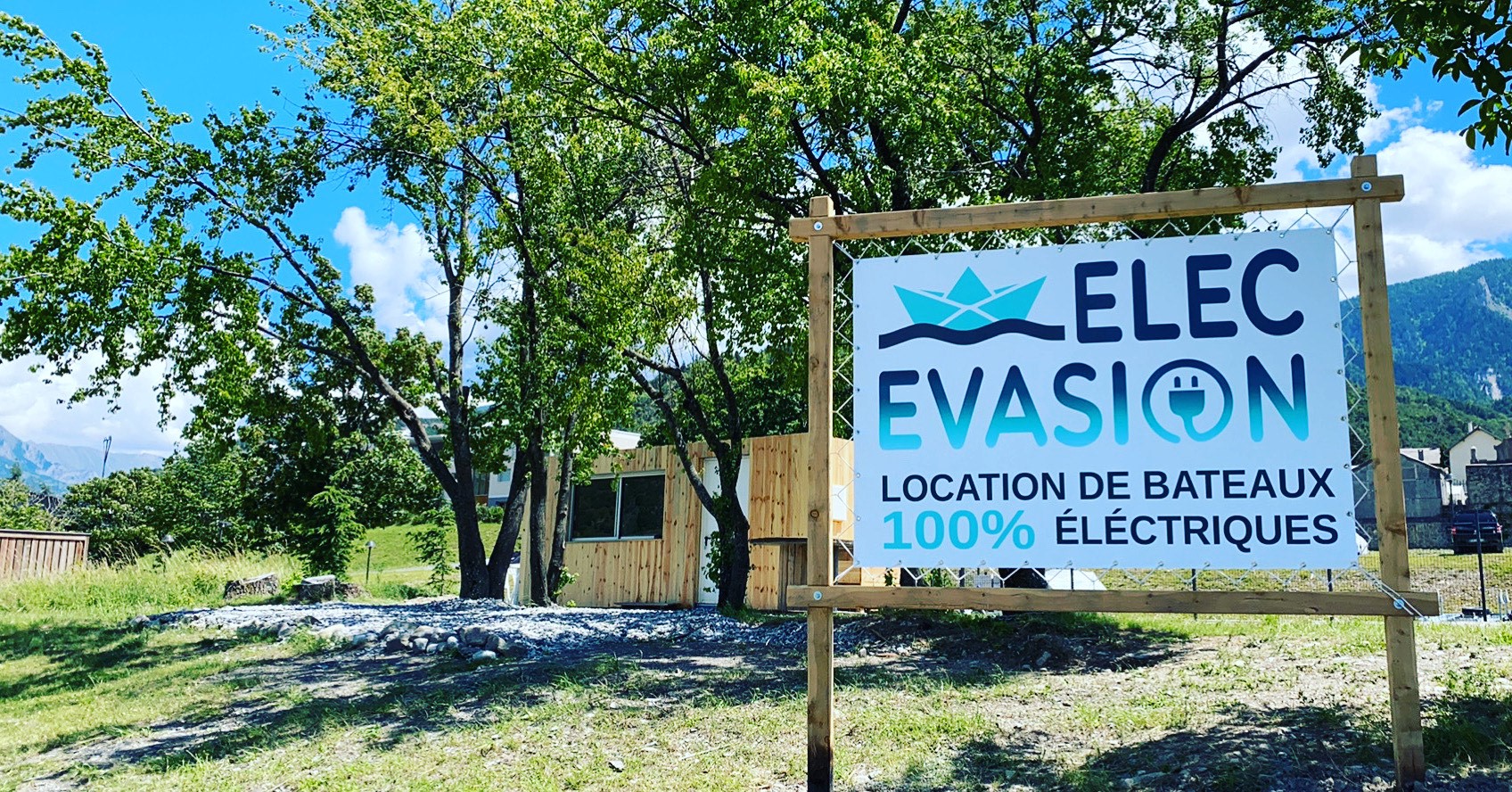 ELEC EVASION - Location de bateaux électriques SAVINES-LE-LAC CHORGES