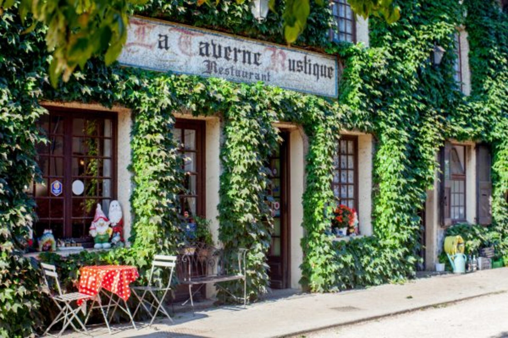 La Taverne Rustique - Saint-Chef - Balcons du Dauphiné - Nord-Isère - à moins d'une heure de Lyon