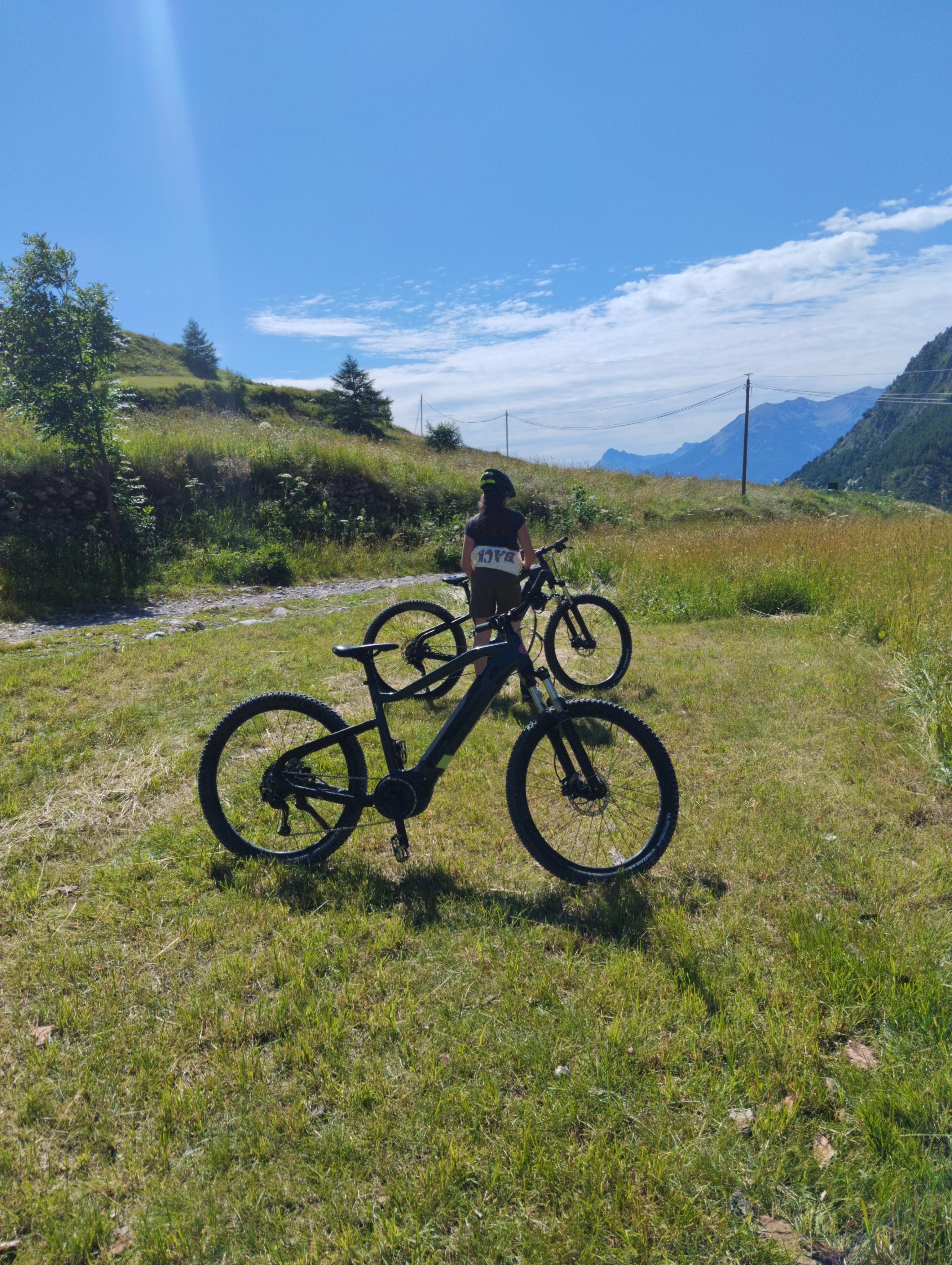 Chastan Sport - Randonnée trottinette Tout Terrain et location Fat Bike à assistance électrique_Crévoux