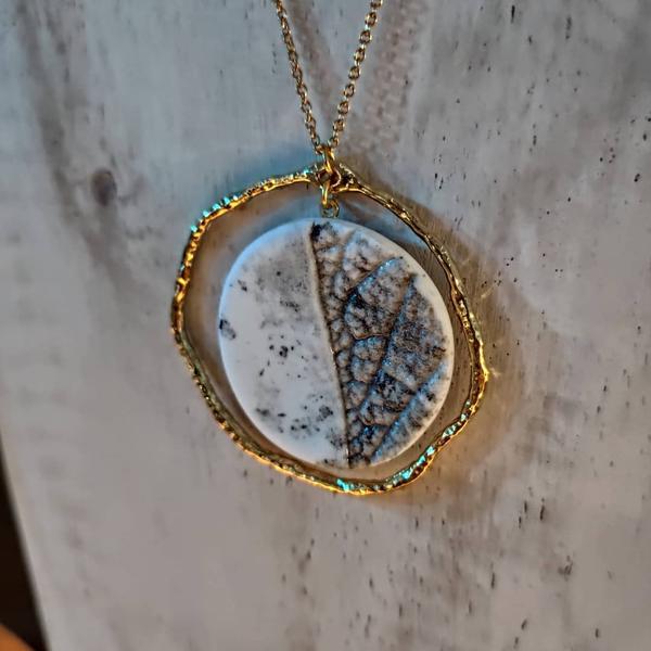 objets et bijoux en céramique 