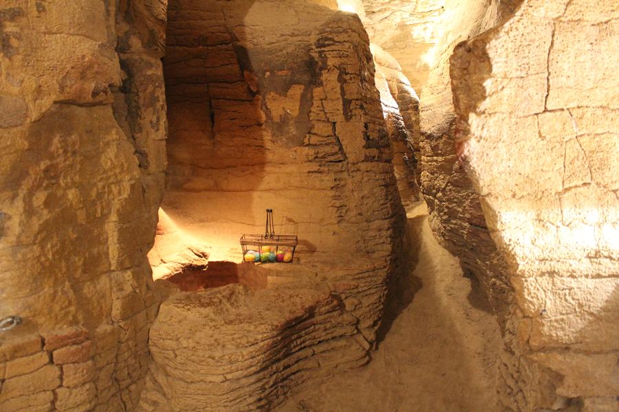 Chasse aux oeufs aux Grottes de la Balme - Balcons du Dauphiné