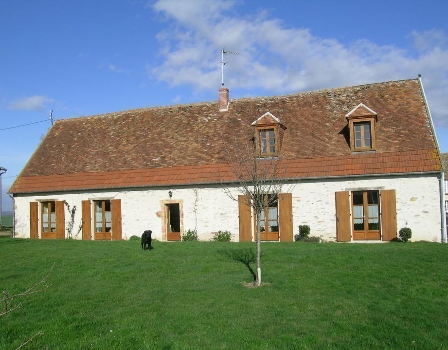 Domaine du Petit Lage, Chambres d'hôtes à St DESIRE dans l'allier en AUVERGNE