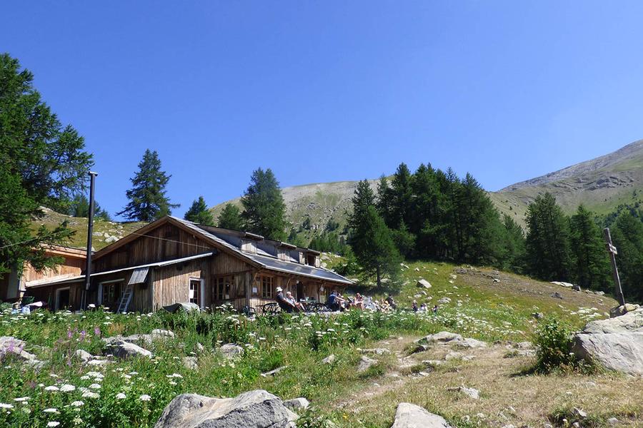 Restaurant - refuge  du lac d'Allos