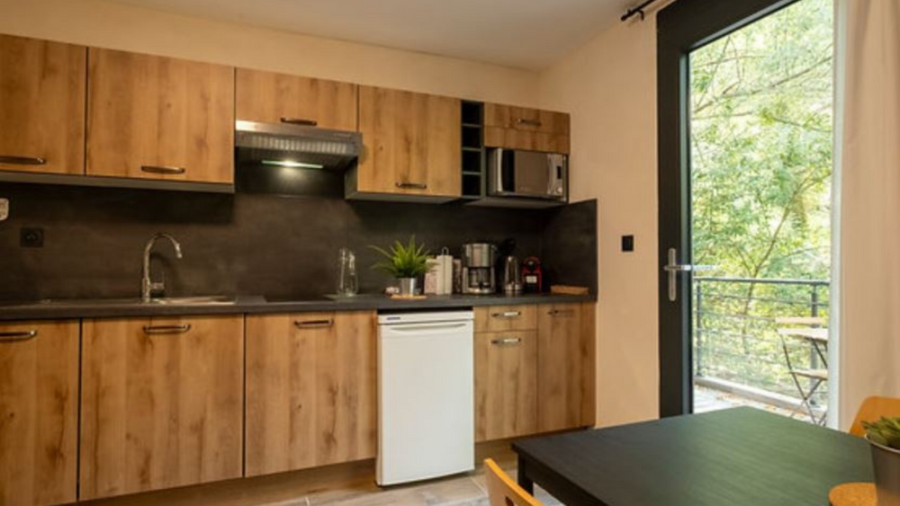 Gite les 3 Monts full equipped kitchen photo