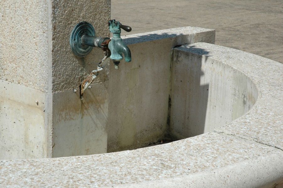 Fontaine de Brangues