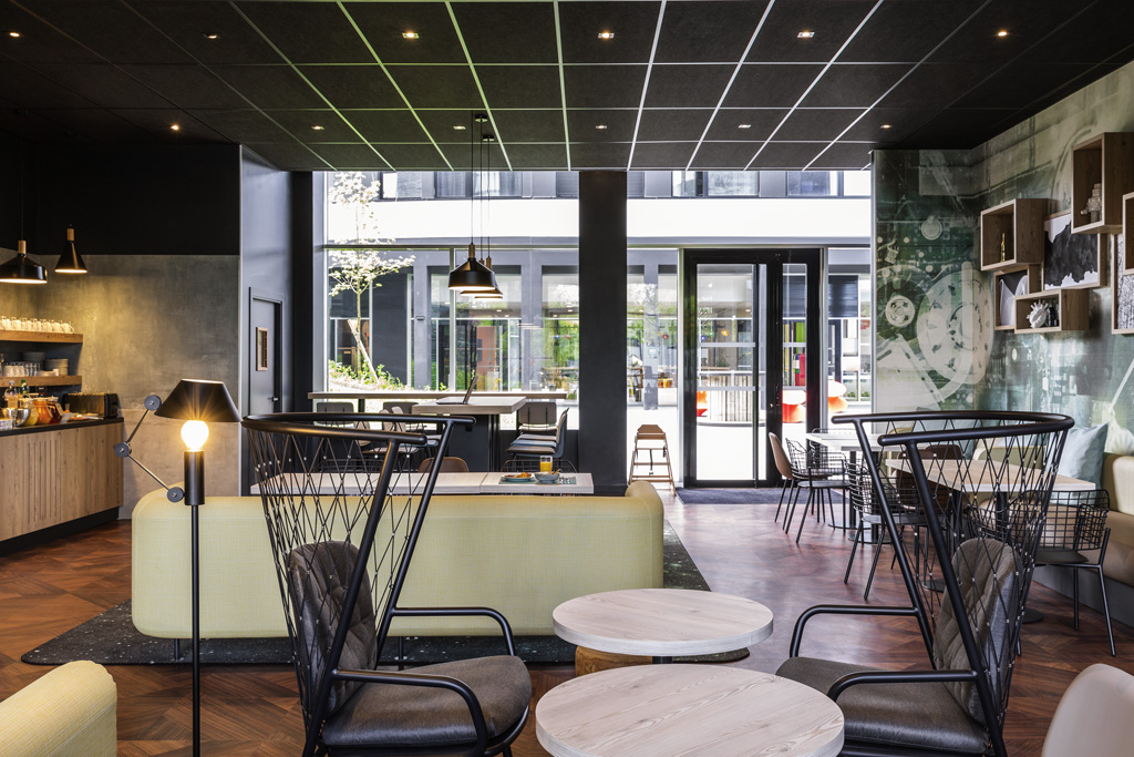 Lobby Adagio Saclay Palaiseau