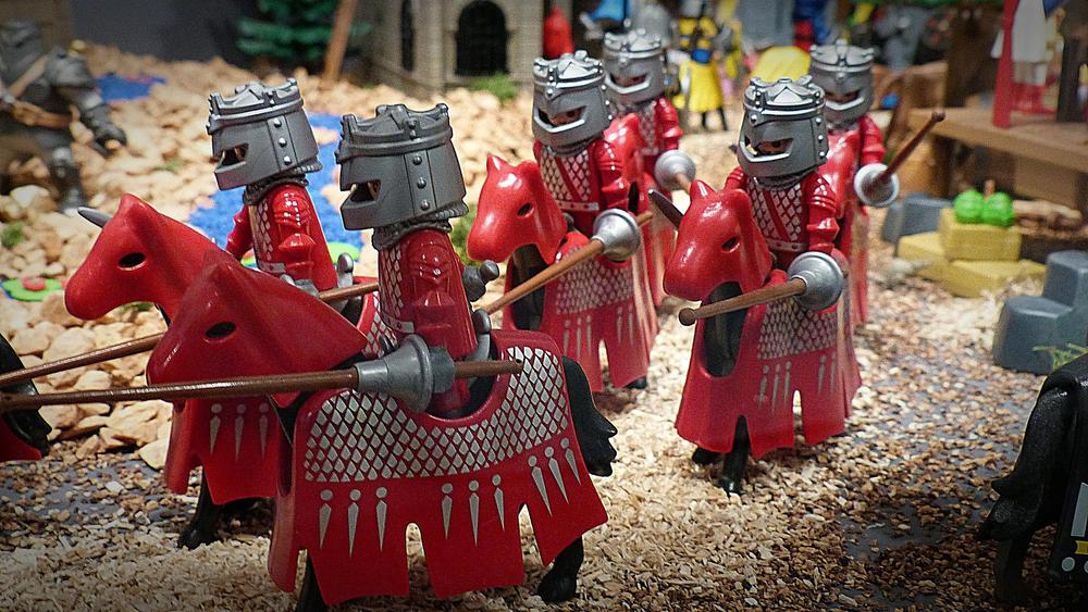 Le Moyen Age en jouets : sur les pas des templiers