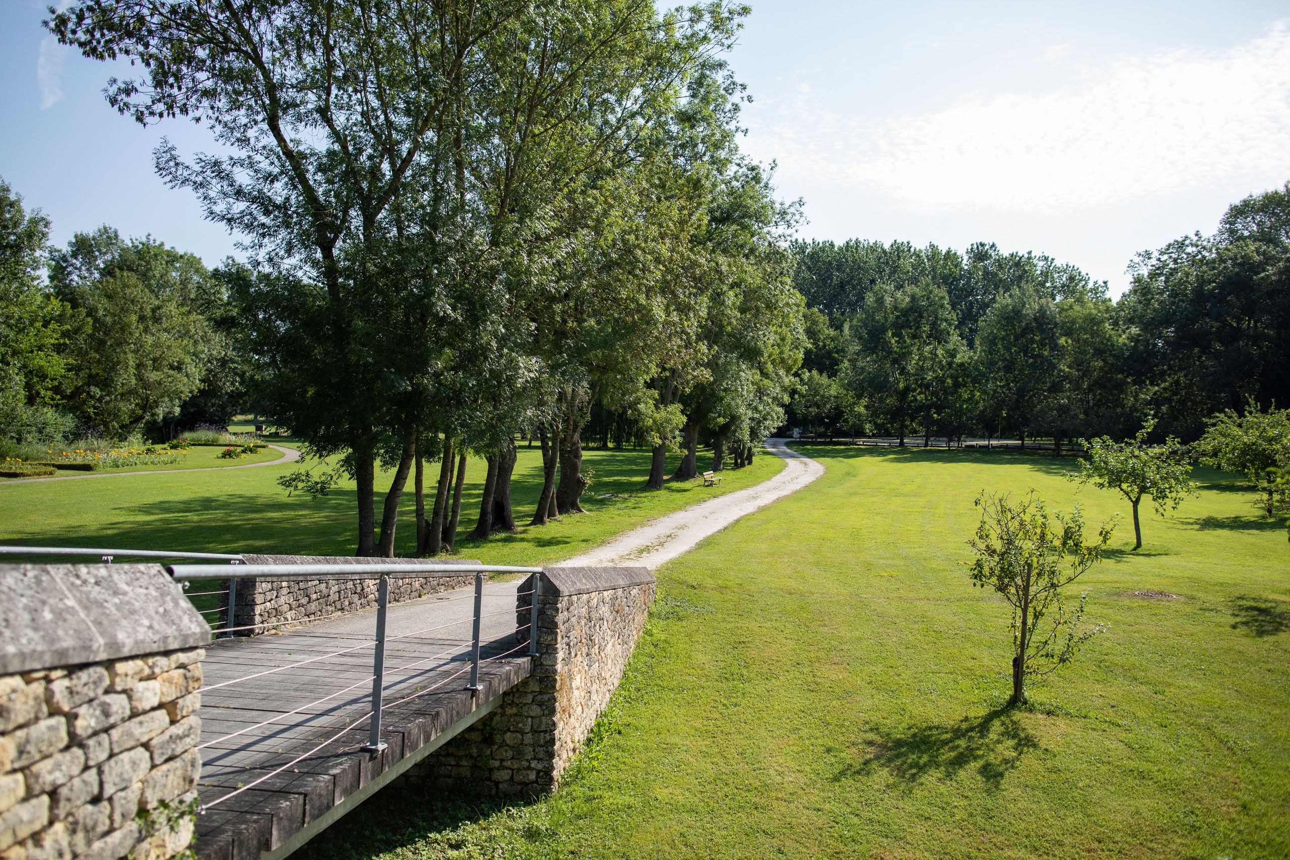 Aire de services Camping-cars de Port-d'Envaux